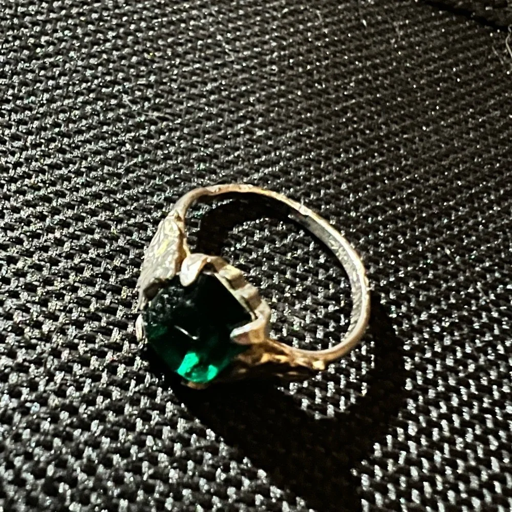 Vintage sterling silver emerald glass ring. Sterling MH inscribed inside ring